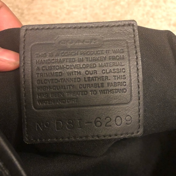 Coach Tote - Picture 4 of 4